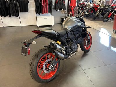 2026 Ducati Monster Plus Aviator Grey - Photo 5