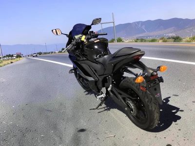 2021 Yamaha YZF-R3 ABS - Photo 2