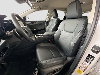 2025 Lexus NX — photo 20 view