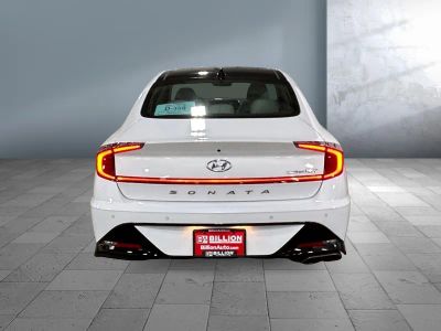 2023 Hyundai Sonata — detail view