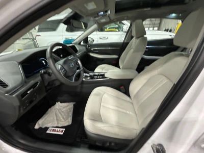 2023 Hyundai Sonata — photo 9 view