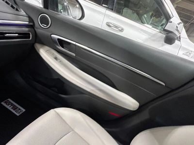 2023 Hyundai Sonata — photo 21 view