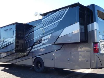2026 Thor Motor Coach Pasadena - Photo 3