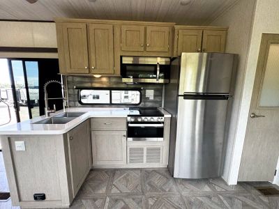 2023 Forest River Salem - Photo 10
