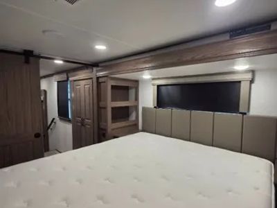 2024 Alliance RV Paradigm - Photo 19