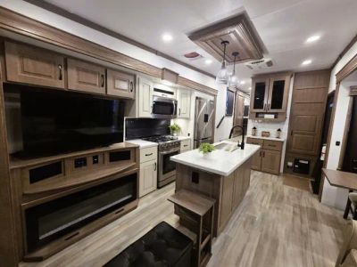 2024 Alliance RV Paradigm - Photo 9
