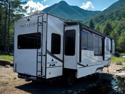 2024 Alliance RV Paradigm - Photo 2