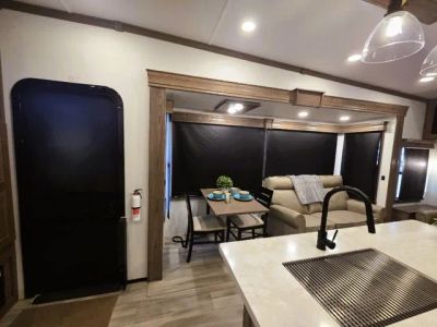 2024 Alliance RV Paradigm - Photo 6