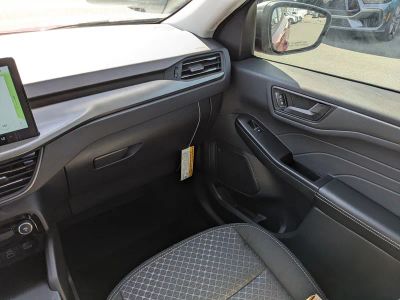 2026 Ford Escape — photo 16 view