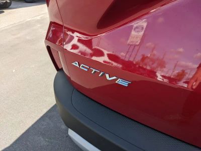2026 Ford Escape — photo 12 view