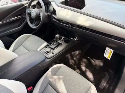 2026 Mazda CX-30 — photo 13 view