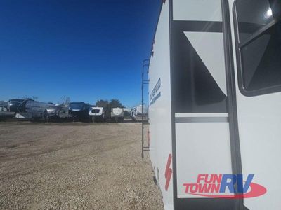 2026 KZ Durango Half-Ton - Photo 16