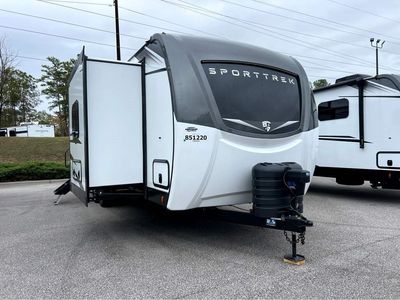2026 VENTURE RV SPORTTREK — front three-quarter view