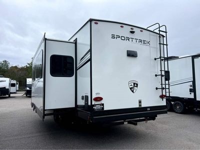 2026 VENTURE RV SPORTTREK — rear three-quarter view