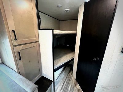 2025 Jayco Jay Flight SLX — photo 14 view