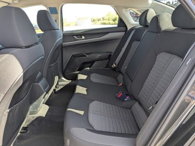 2026 Kia K5 — photo 14 view