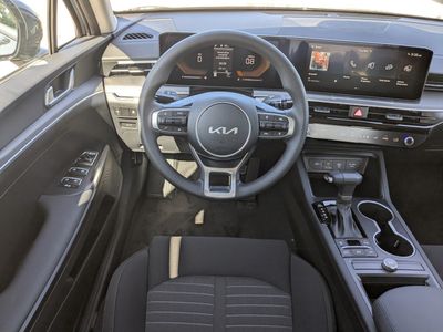 2026 Kia K5 — photo 16 view