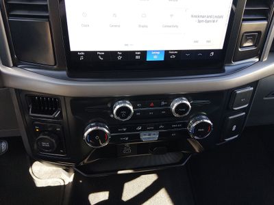 2025 Ford F-150 - Photo 13