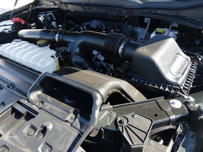 2025 Ford F-150 - Photo 9