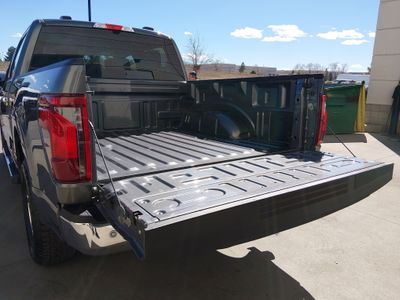 2025 Ford F-150 - Photo 11