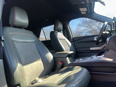 2023 Ford Explorer — photo 35 view