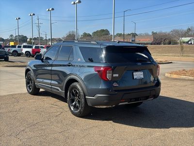 2023 Ford Explorer — detail view