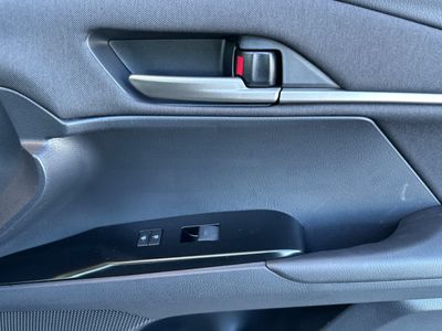 2026 Toyota Camry - Photo 18