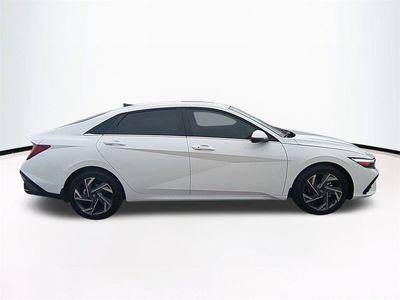 2026 Hyundai ELANTRA - Photo 8