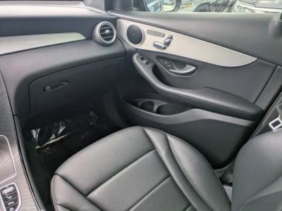2022 Mercedes-Benz GLC — photo 15 view
