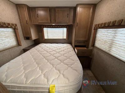 2018 Coachmen RV Freelander — photo 25 view