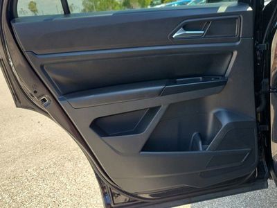 2020 Volkswagen Atlas Cross Sport - Photo 16