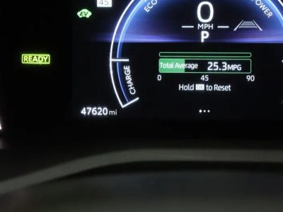 2025 Toyota Camry FWD - Photo 39