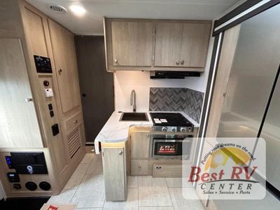 2026 Coachmen RV Leprechaun - Photo 38