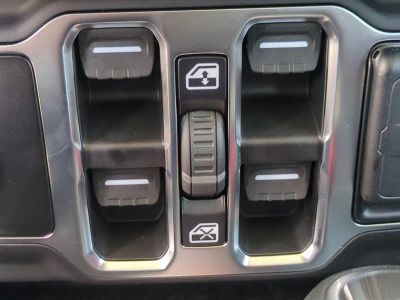 2026 Jeep Wrangler — photo 23 view
