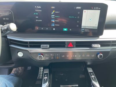 2026 Kia Sorento Hybrid - Photo 11