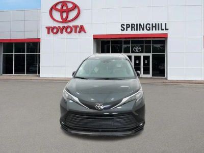 2026 Toyota Sienna — photo 15 view