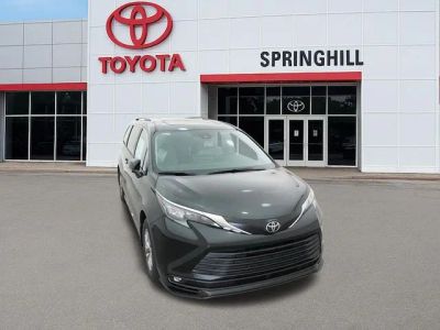 2026 Toyota Sienna — photo 14 view
