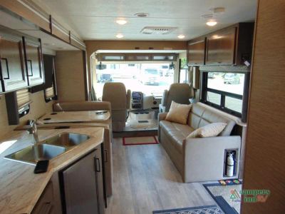 2022 Thor Motor Coach Freedom Traveler — photo 31 view
