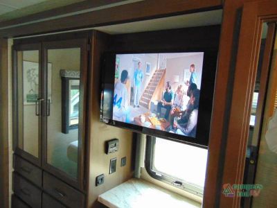 2022 Thor Motor Coach Freedom Traveler — photo 34 view