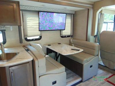 2022 Thor Motor Coach Freedom Traveler — photo 14 view