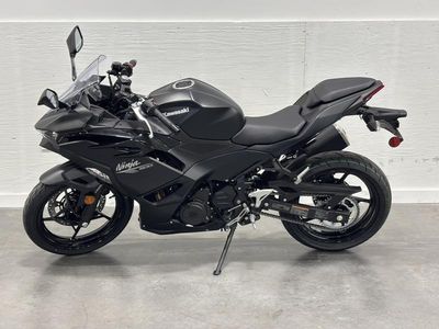 2026 Kawasaki Ninja 500 - Photo 12