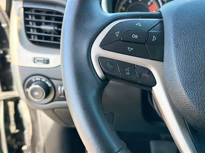 2016 Jeep Cherokee — photo 36 view