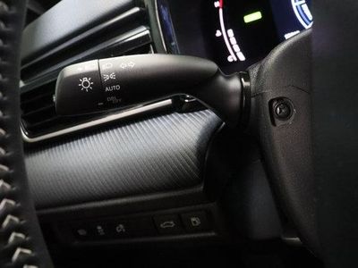 2026 Toyota Camry FWD - Photo 25