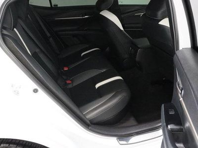 2026 Toyota Camry FWD - Photo 34