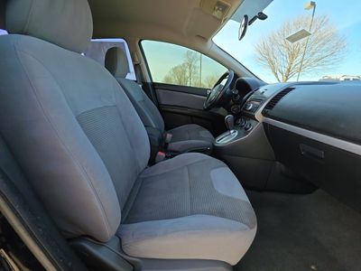 2012 Nissan Sentra — photo 15 view