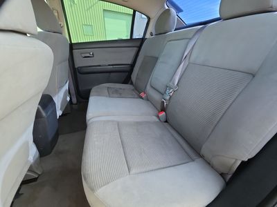 2012 Nissan Sentra — photo 18 view