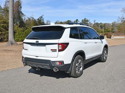 2023 Honda Passport - Photo 3