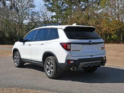 2023 Honda Passport - Photo 2