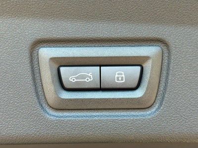 2026 BMW i4 — photo 12 view