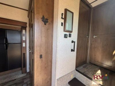 2018 Keystone RV Cougar — photo 10 view